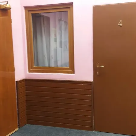 Retro Vrbovec 2*