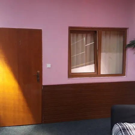Retro Vrbovec Guest house 3*
