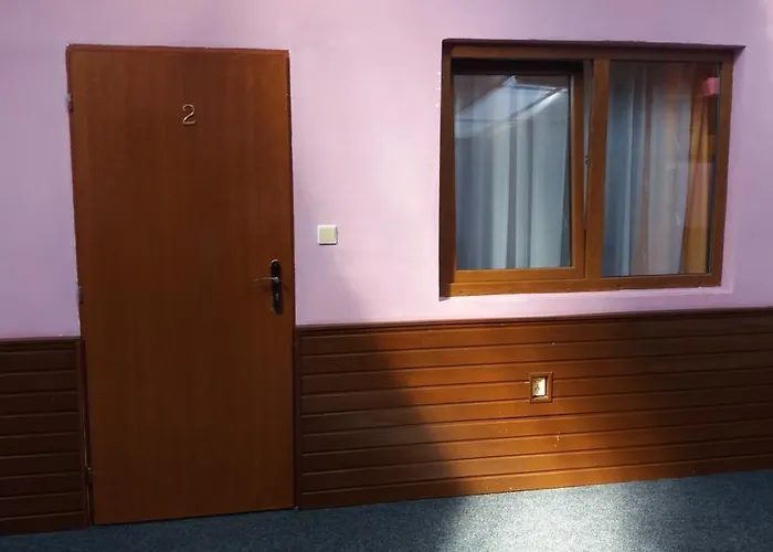 Гостевой дом Retro Vrbovec